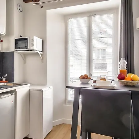 Charming Duplex In The Heart Of Apartment *
